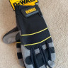 Перчатки DeWALT DPG33L. Универсальные закрытые